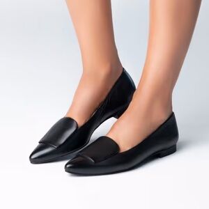 Paul green TEDDY FLAT size  U.K.4 US 6.5 gently used 
$375.00
Black Leather